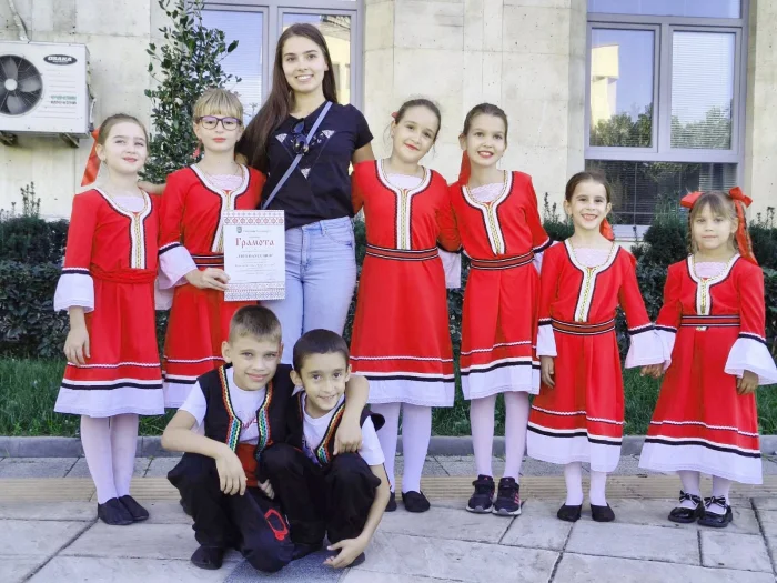 Детски народни носии Народна носия Мариянка